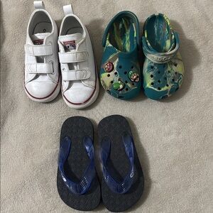 Bundle of 3️⃣ Kids Shoes Size 8